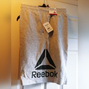 NWT Reebok Mens 2XL Gray Shorts